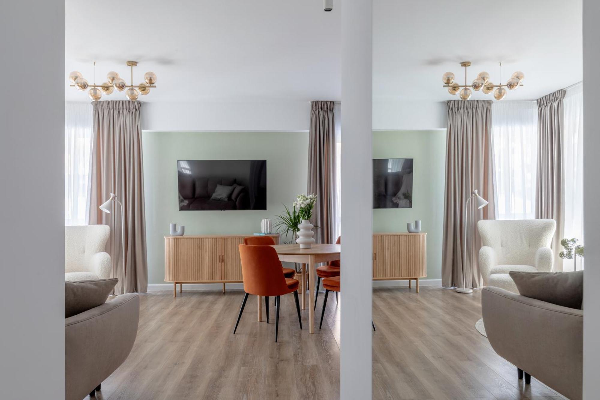 Dream Garden Apartment With Free Parking 锡纳亚 外观 照片