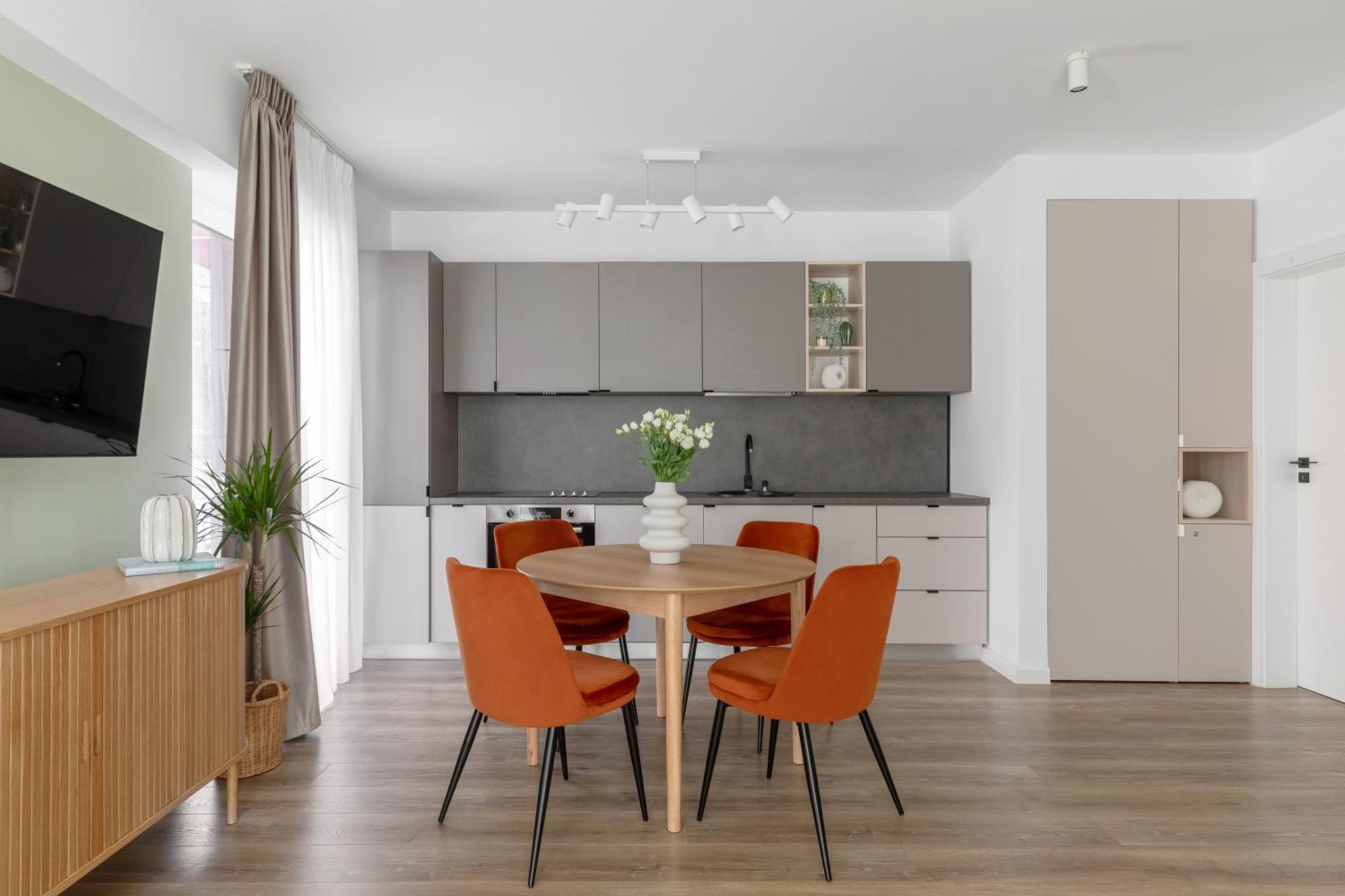 Dream Garden Apartment With Free Parking 锡纳亚 外观 照片