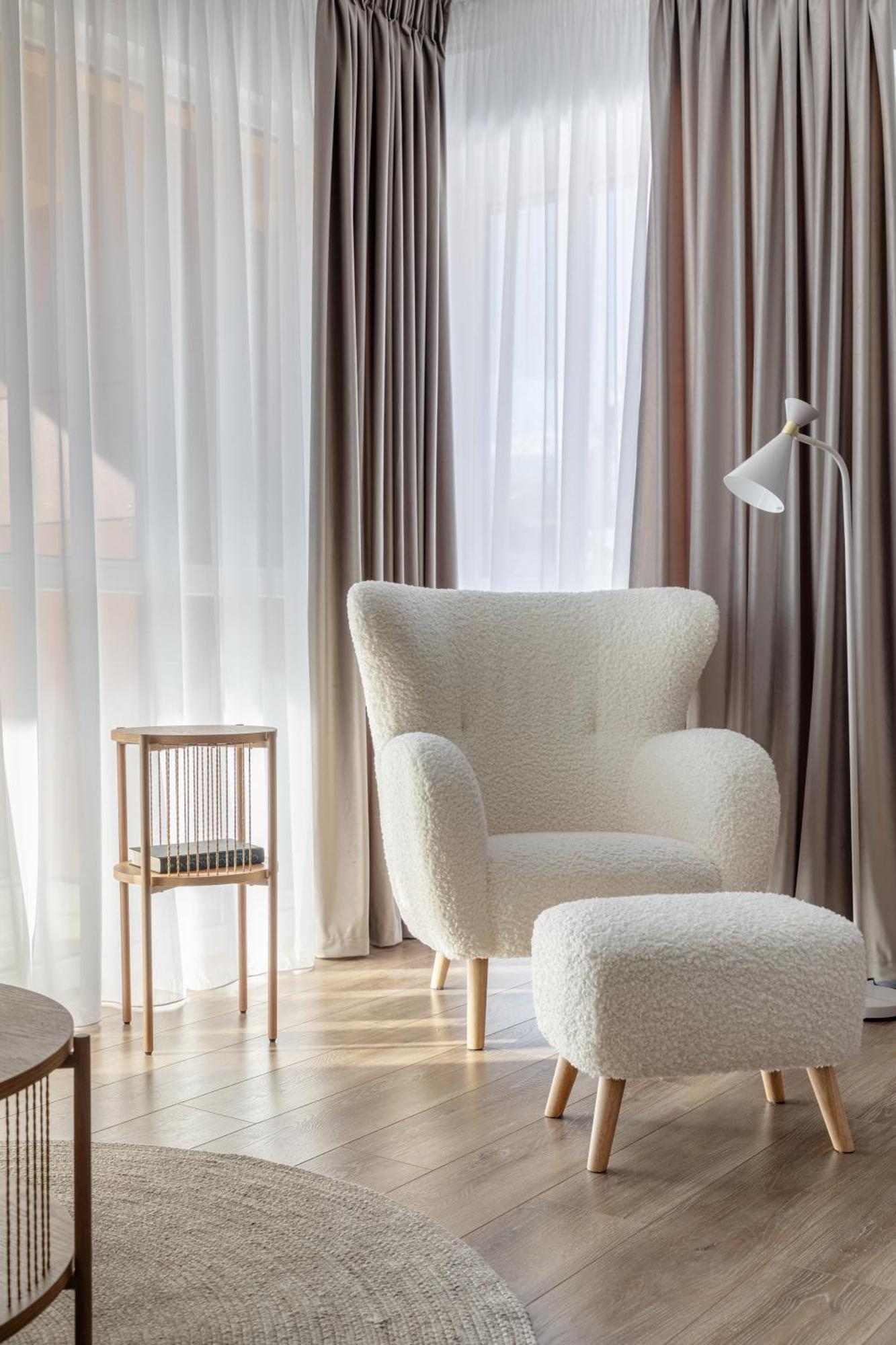 Dream Garden Apartment With Free Parking 锡纳亚 外观 照片