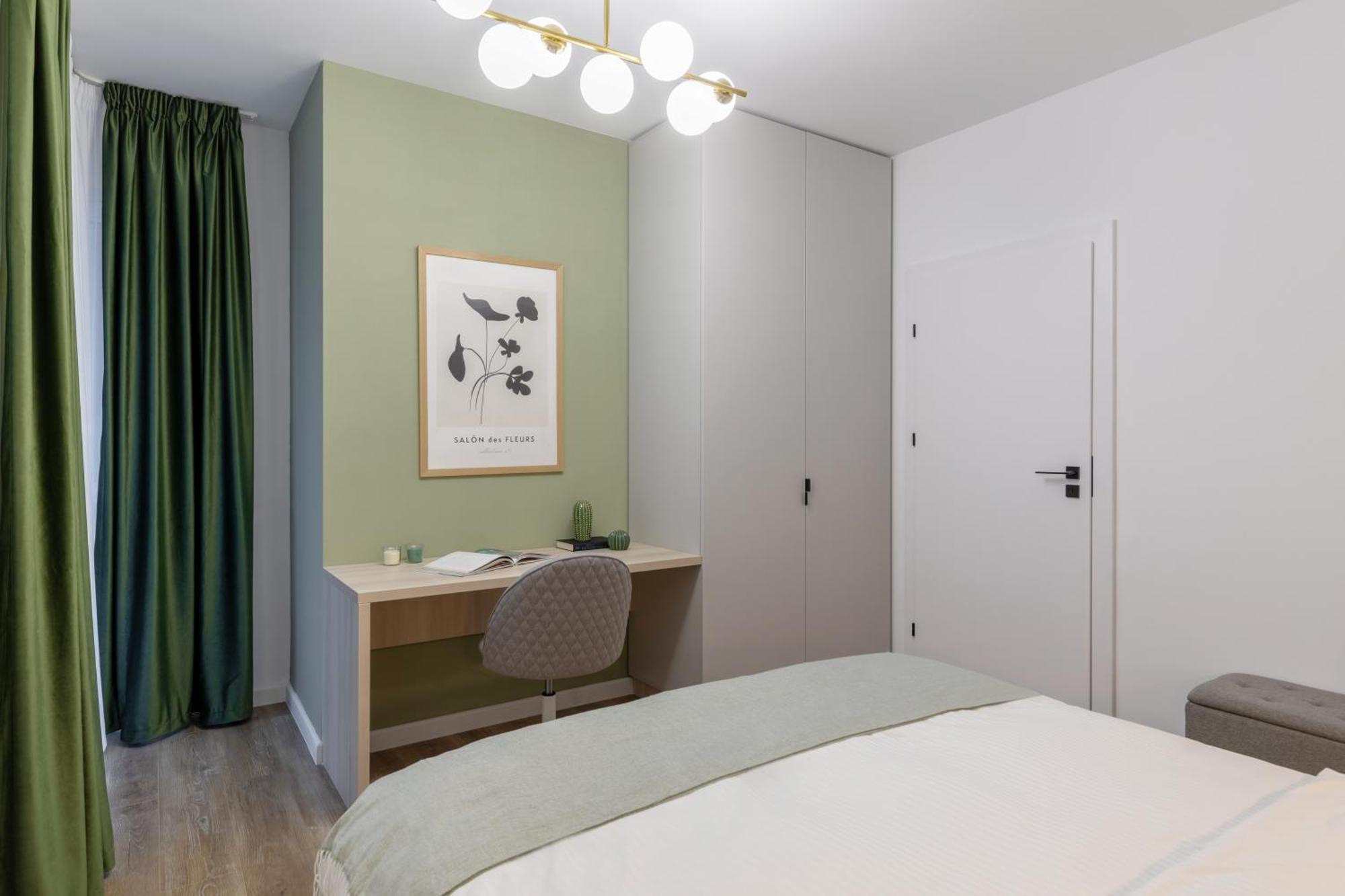Dream Garden Apartment With Free Parking 锡纳亚 外观 照片