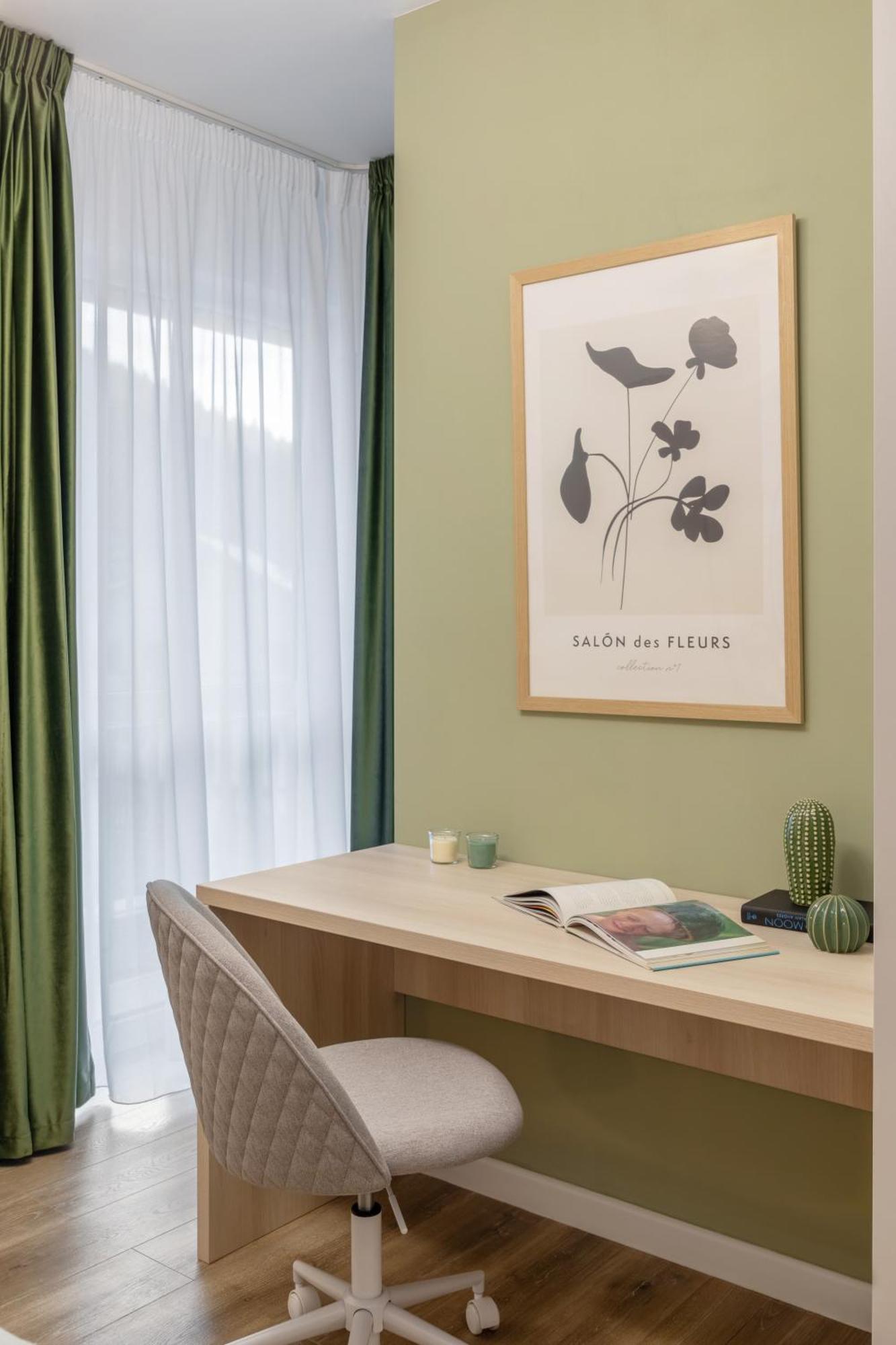 Dream Garden Apartment With Free Parking 锡纳亚 外观 照片