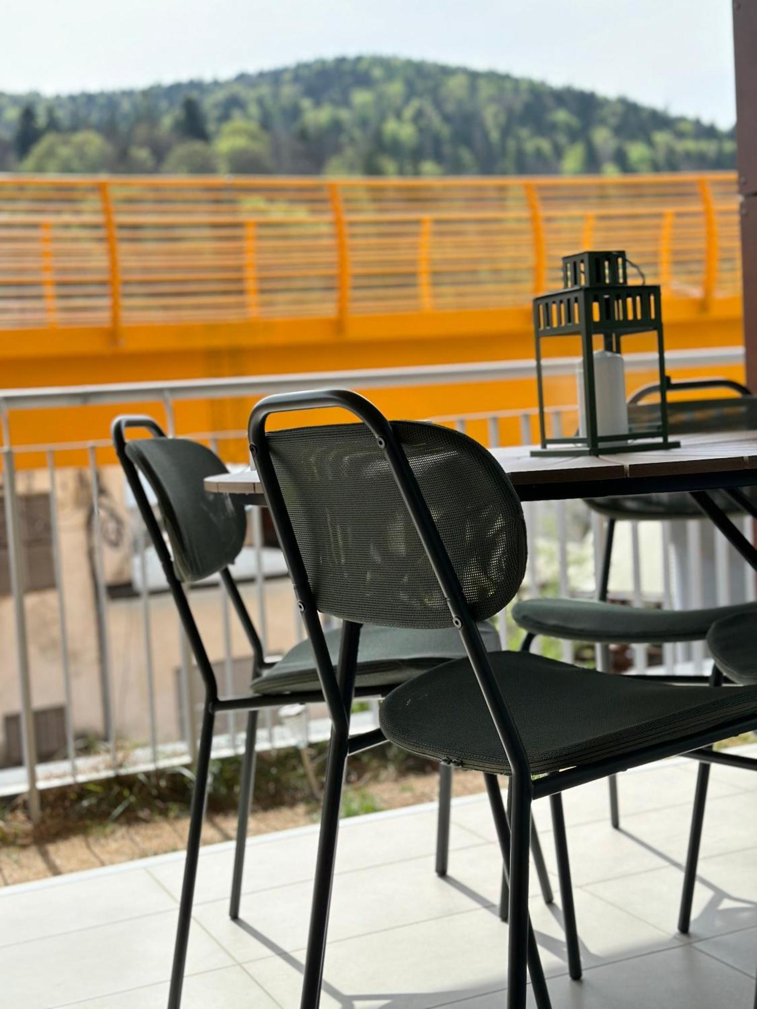 Dream Garden Apartment With Free Parking 锡纳亚 外观 照片